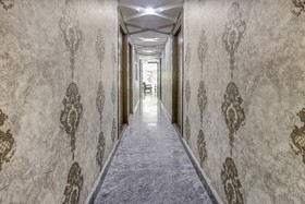 Townhouse OAK SRK White Inn