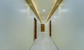 Treebo Trend Howell Suites