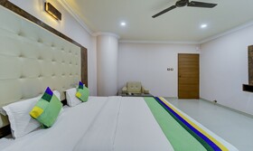 Treebo Trend Howell Suites