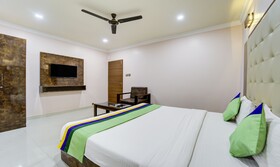 Treebo Trend Howell Suites