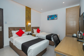 Vihaari 24 Business Hotel