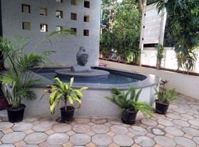 Vinaya Royal Inn