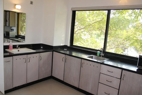 Lazdana Hotel, Bangalore