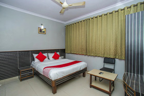 White Fort Lodge by OYO Rooms