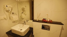 White Mist Resort by Happy Retreats