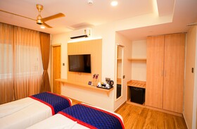 Zip by Spree Hotels Phoenix