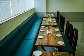 Zip By Spree Hotels Purple Orchid