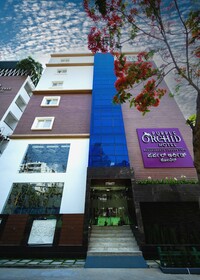 Zip By Spree Hotels Purple Orchid