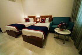 Zip By Spree Hotels Purple Orchid