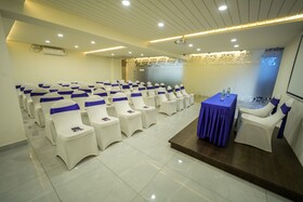 Zip By Spree Hotels Purple Orchid