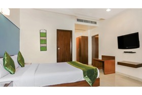 Treebo Trip Cynosure Suites