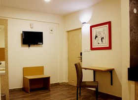 Jagadish Hotel - Begur Hotel