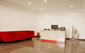 Jagadish Hotel - Begur Hotel