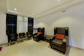 Hotel Samanvi International by OYO Rooms