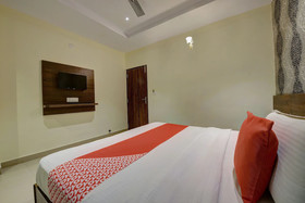 Hotel Samanvi International by OYO Rooms