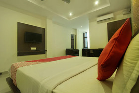 Hotel Samanvi International by OYO Rooms