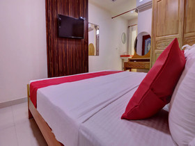 Dv Residency By OYO Rooms