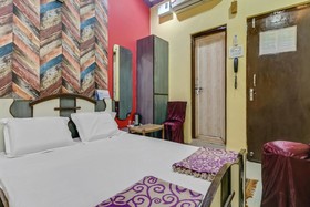 Dew Drops by OYO Rooms