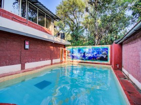 Green Line Stay By OYO Rooms