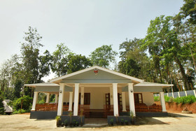 Home Luxury 3BHK By OYO Rooms