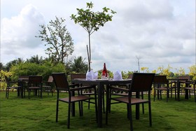 Purple Palms Resort & Spa