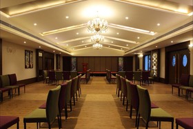 Purple Palms Resort & Spa