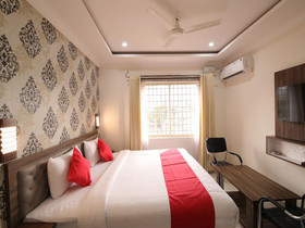 Rich Fort By OYO Rooms