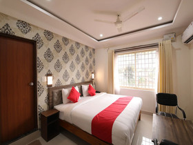 Rich Fort By OYO Rooms