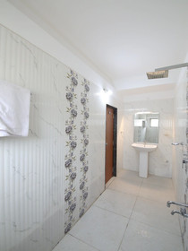 Rich Fort By OYO Rooms
