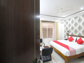 Rich Fort By OYO Rooms