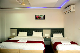 Sree Durga Hotel Hill View