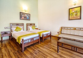 Shathayu Ayurveda Yoga Retreat