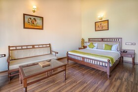 Shathayu Ayurveda Yoga Retreat