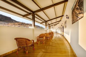 Shathayu Ayurveda Yoga Retreat