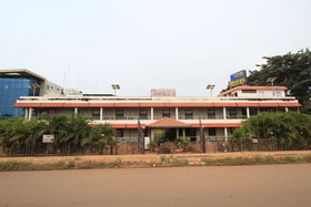 OYO 22528 Hotel Travel Inn