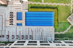 Spree Resort At Century Wintersun