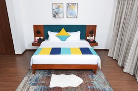 Spree Resort At Century Wintersun