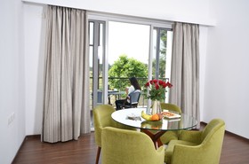 Spree Resort At Century Wintersun