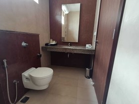 Spree Resort At Century Wintersun