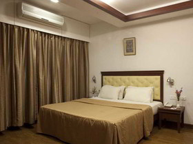 The Pearl Hotel