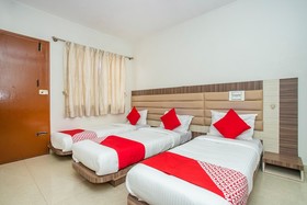 LG Residency by OYO Rooms