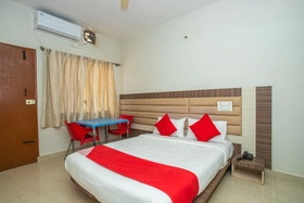 LG Residency by OYO Rooms