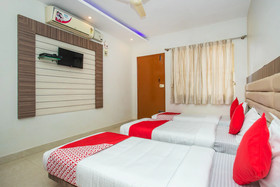 LG Residency by OYO Rooms