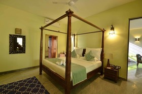 Hotel Heritage Resort Hampi