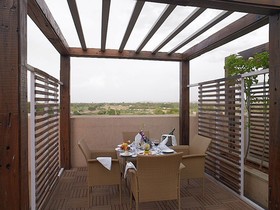 Royal Orchid Central, Kireeti, Hampi