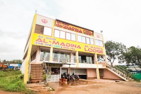 Al-Madina Fine Dine & Lodge by OYO Rooms