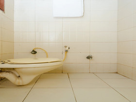 Hotel Navaratna Deluxe by OYO Rooms