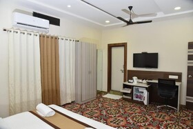 Hotel Shilpa Grand Koppal
