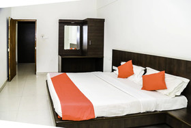 Hotel Nagu Palace by OYO Rooms