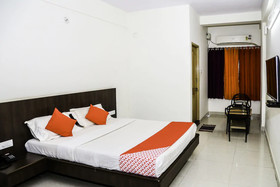 Hotel Nagu Palace by OYO Rooms